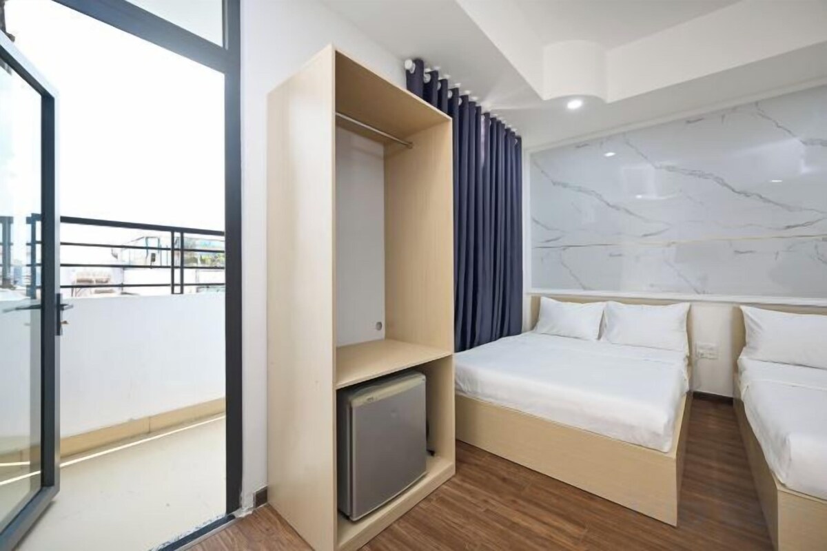 Camas con efecto memoria, artículos del minibar gratis y escritorio 
