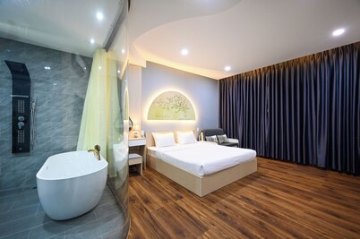 Sunrise Airport Hotel