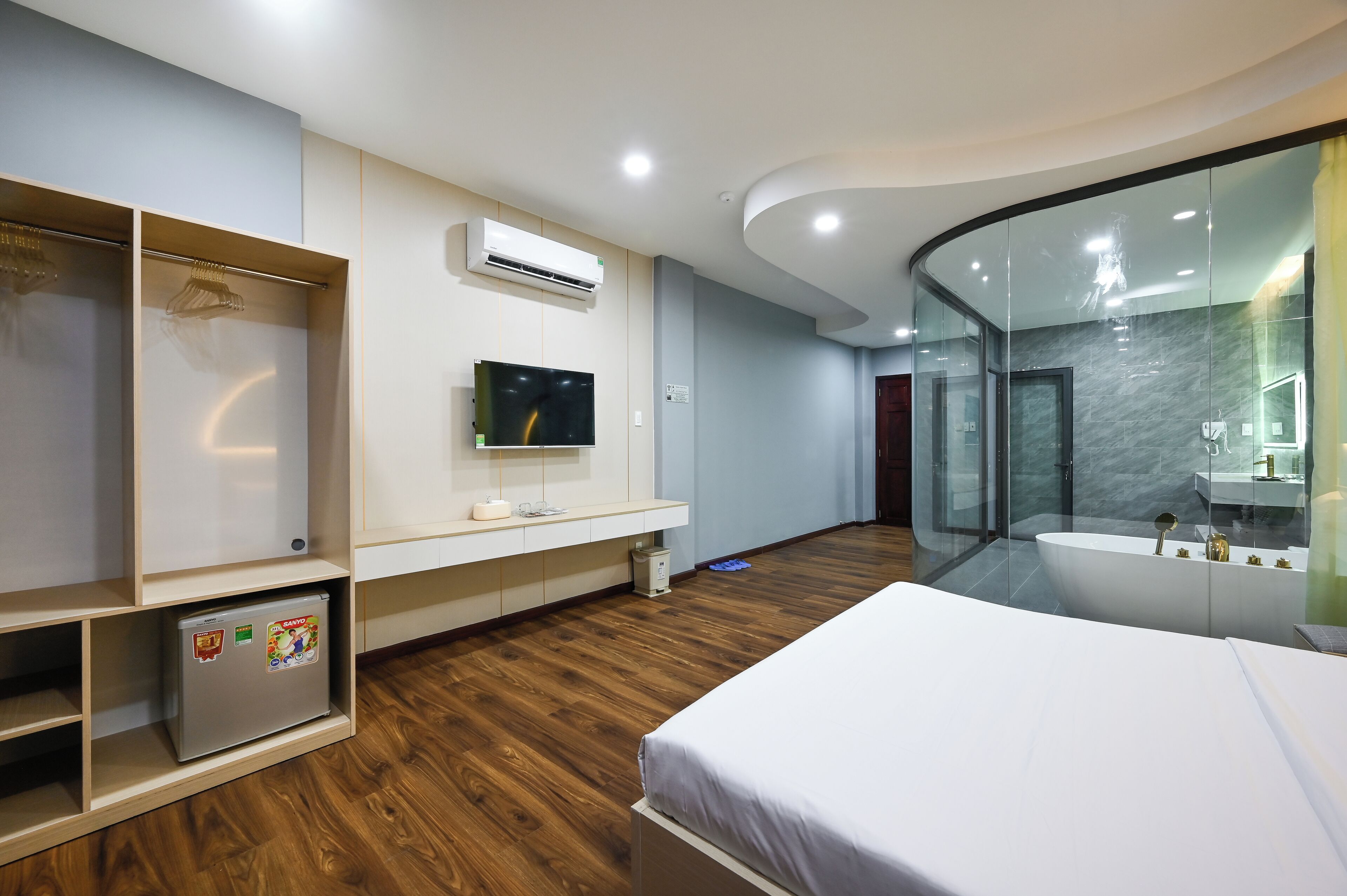 Photo - Sunrise Airport Hotel