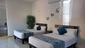 Unclassified image, 4 of 11, button - Hotel Apartamentos Solecito - Free Bikes (Bacalar)