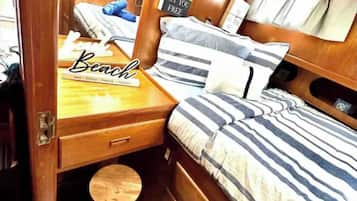 3 bedrooms, WiFi, bed sheets