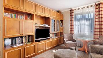 TV, DVD player, stereo