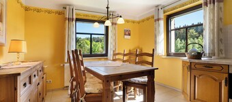 Holiday Home 'Ferienhaus Pöhlbergblick' with Mountain View, Private Terrace and Wi-Fi
