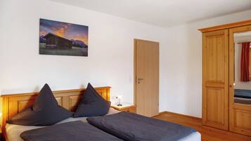 3 Schlafzimmer, kostenloses WLAN, BettwÀsche