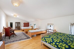 7 chambres, fer et planche à repasser, Wi-Fi gratuit