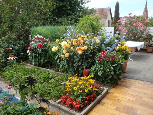 Ferienwohnung 'Villa Stumpf' mit Bergblick, privater Terrasse und WLAN