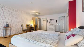 1 Schlafzimmer, Bügeleisen/Bügelbrett, kostenloses WLAN, Bettwäsche