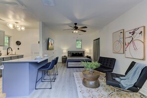 Smart TV - Central | Bright & Modern | Cooper Young (Memphis)