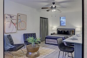 1 Schlafzimmer, Bügeleisen/Bügelbrett, kostenloses WLAN, Bettwäsche