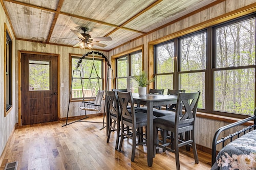 Family-Friendly Milton Home on 14 Acres w/ Hot Tub