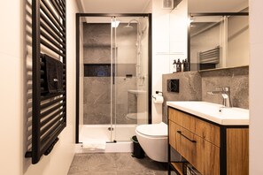 House, Smoking | 2 bedrooms