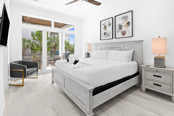 11 bedrooms, WiFi, bed sheets