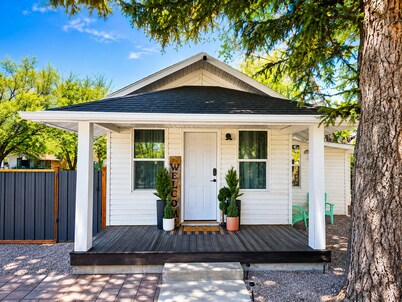 Firepit | off I-80 | Private Carport |1BR | Pets