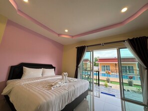 View from room - Patcharee Resort (Wichit)