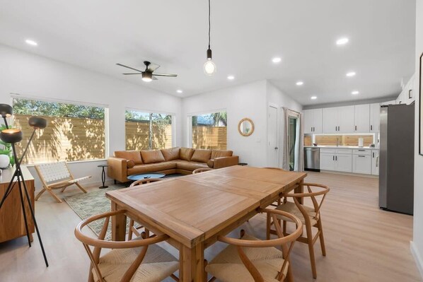 Interior - The Peaceful Puffin - Pool l Hot Tub l 5 min to DT (St. Augustine)