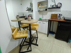 Private kitchen - Comfy studio with double bed and sofa bed in the heart of Miraflores (Miraflores)