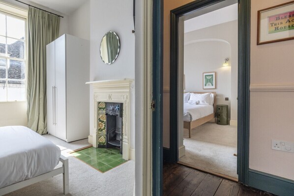 2 soveværelser, skrivebord, strygejern/strygebræt, gratis Wi-Fi