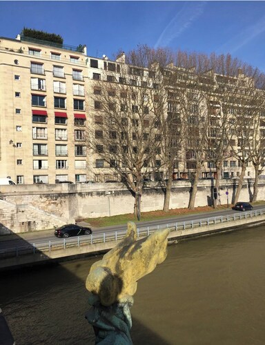 Chambre Indépendante, Kitchenette, sdb Complète, Wifi, vue Tour Eiffel, RDC