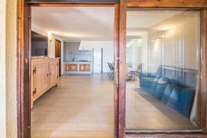 Interior - GuestHost - Splendid 60 sqm apartment, perfect for 4 people, located on the mezzanine floor of a building WITHOUT a lift (stairs to access it).The accommodation boasts a wonderful veranda and enjoys a breathtaking view of the sea, the mountains and the s (Golfo Aranci)