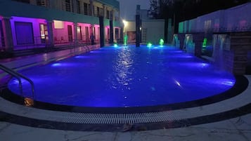 Alberca al aire libre