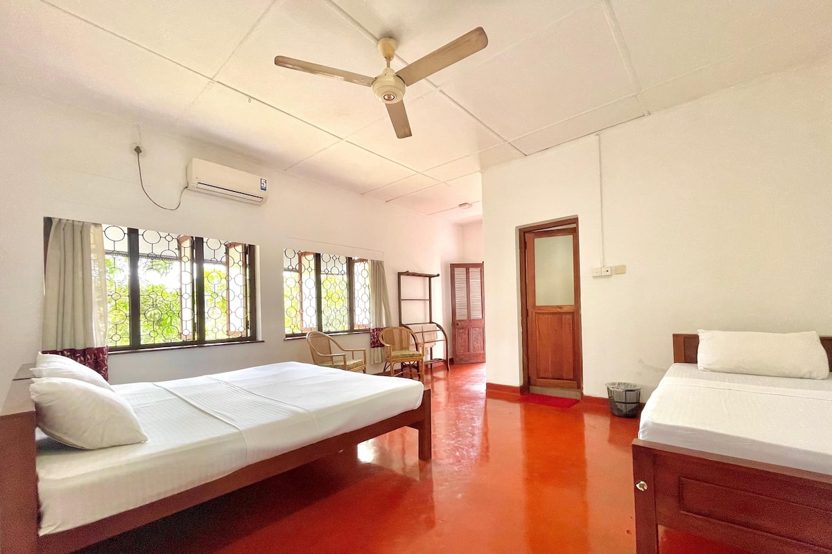 Deluxe Double Room | Seterika/papan seterika, Wi-fi percuma 