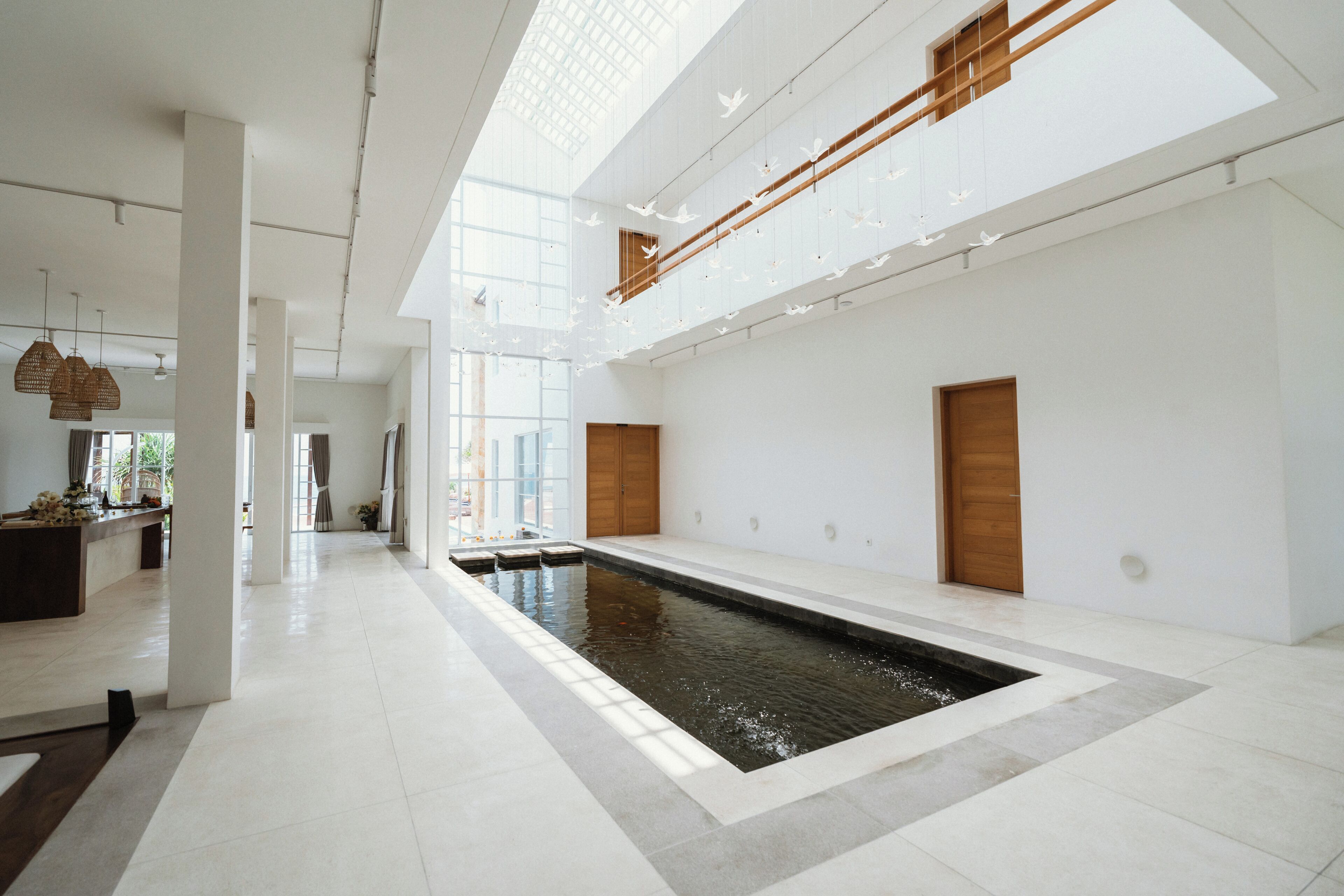 ลักซ์ชัวรี่วิลล่า | บริเวณนั่งเล่น | สมาร์ททีวี 32 นิ้ว พร้อมช่องดิจิตอล, Netflix, บริการสตรีมมิ่ง