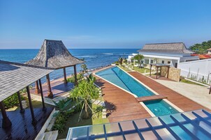 Vila superluxo | Vista para praia/oceano