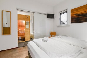 1 bedroom, free WiFi
