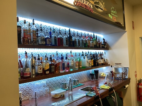 2 bars/lounges. Grand Hotel Bega