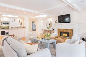 Smart TV, fireplace, offices