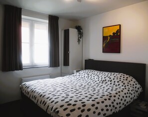 2 bedrooms, iron/ironing board, free WiFi - Royal Golf Garden - Beautiful 2 bedroom apartment located in a quiet residence. (De Haan)