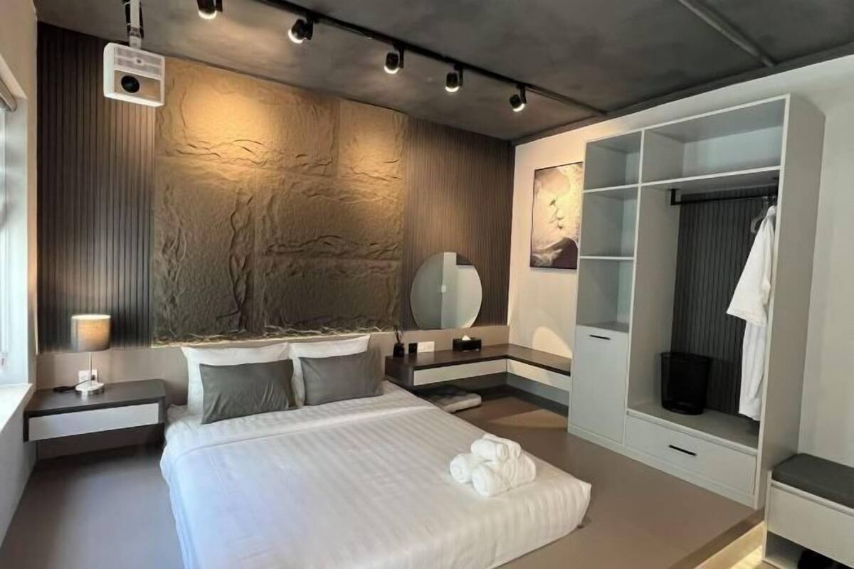 1 Schlafzimmer, Minibar, Zimmersafe, Schreibtisch