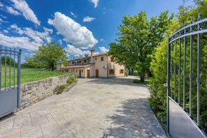 Exterior - Grad Inn Boutique Villa Apt Lavander (Koper)