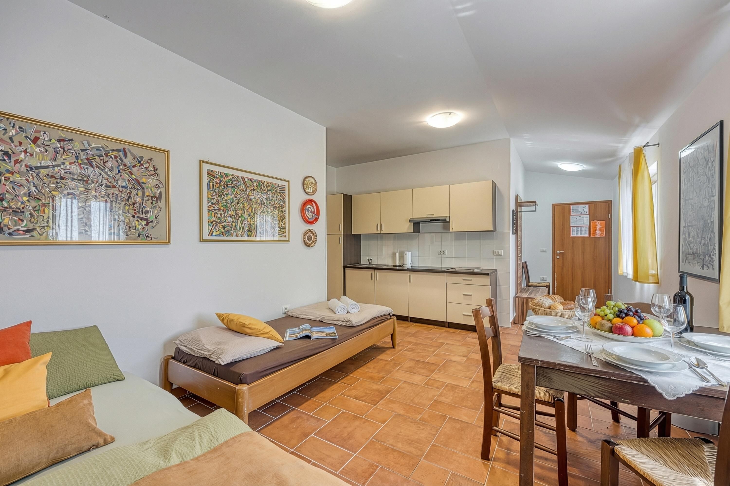 Departamento familiar, 1 habitación, Terraza (Grad Inn Apt Lavender with Pool) | 1 habitación y wifi 