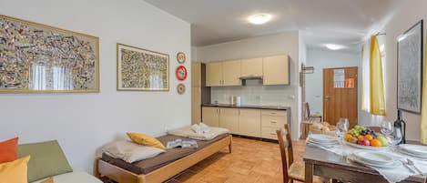 Family Apartment, Multiple Bedrooms (Grad Inn Boutique Villa Apt Lavander)