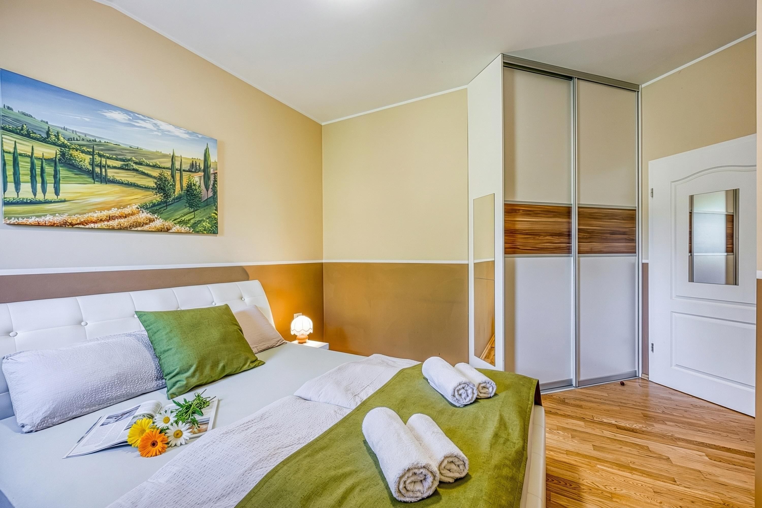 Apartamento familiar, varias habitaciones (Grad Inn Boutique Villa Apt Rosemary) | 2 dormitorios, wifi gratis, ropa de cama