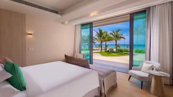 Minibar, värdeförvaringsskåp på rummet och individuell inredning