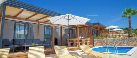 Casa rodante Deluxe, 2 habitaciones, alberca privada, vista al mar | Vista desde la habitación