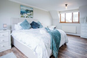 5 bedrooms, premium bedding, bed sheets
