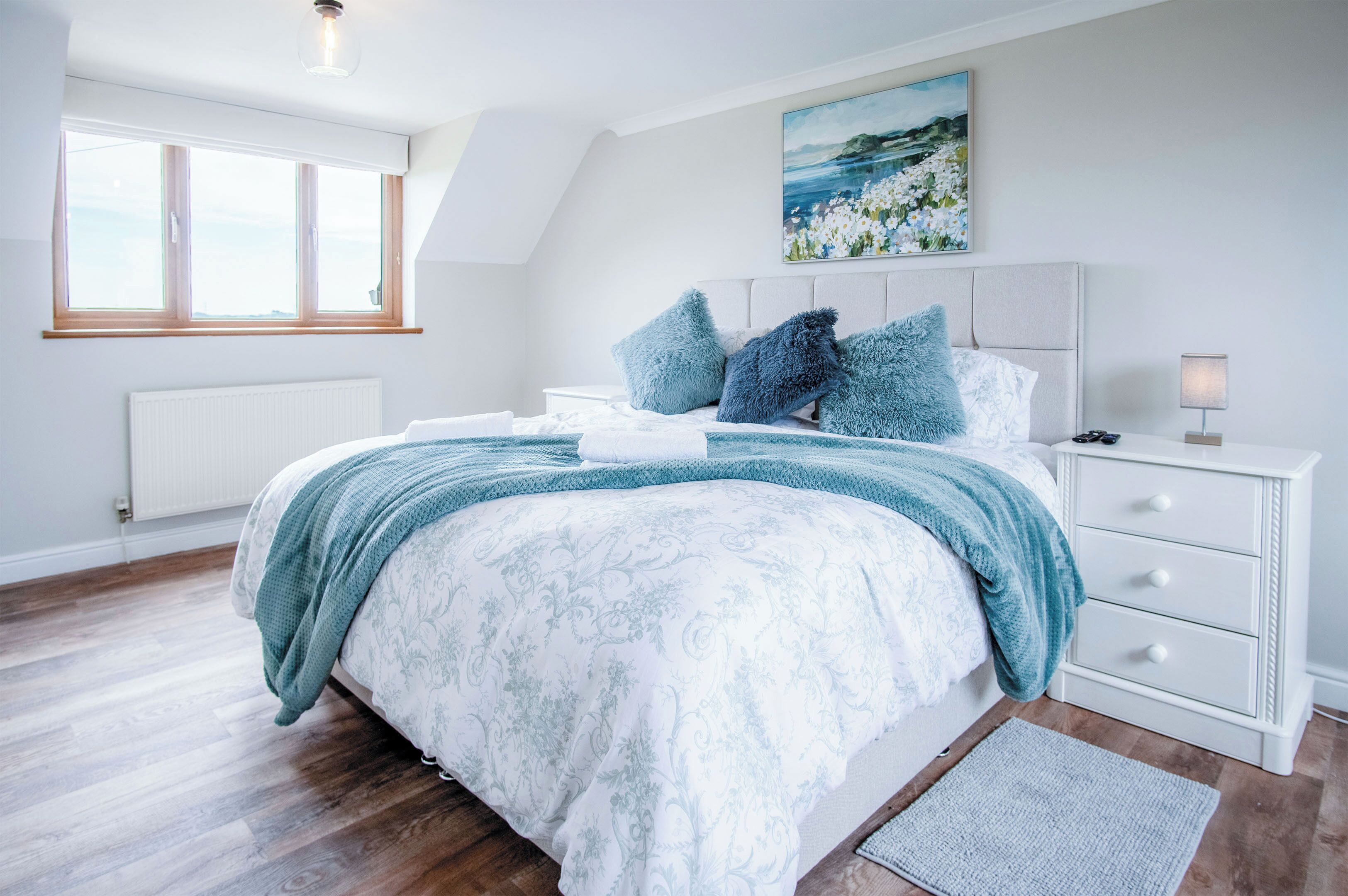 5 bedrooms, premium bedding, bed sheets