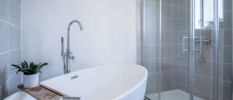 Shower, towels