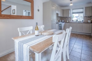 Ferienhaus (2 Bedrooms) | Eigene Küche | Kühlschrank, Ofen, Herdplatte, Wasserkocher