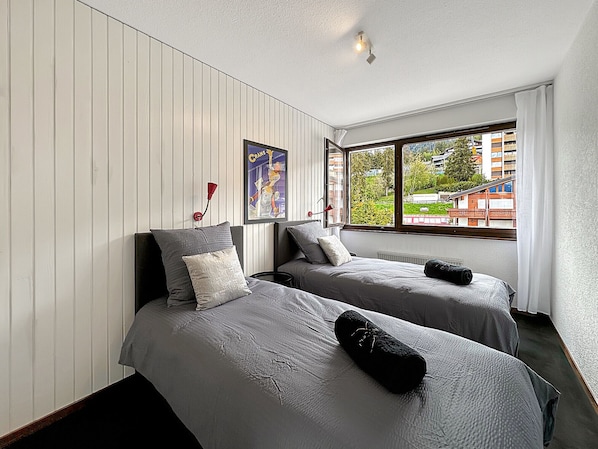 2 habitaciones, wifi gratis y ropa de cama