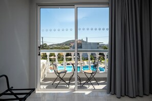 Individually decorated, desk, laptop workspace, free WiFi - Ayit Hotel (Rhodes)