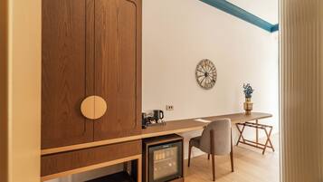 Deluxe Double Room Side Sea View | Premium bedding, minibar, in-room safe, individually decorated