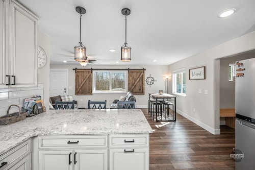 Gorgeous Home- Minutes from Big Lake Boat Launch!