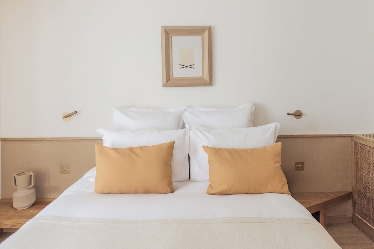1 bedroom, in-room safe, desk, laptop workspace