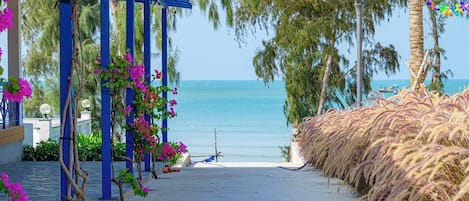 Strand