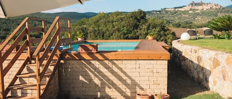 Piscina stagionale all'aperto