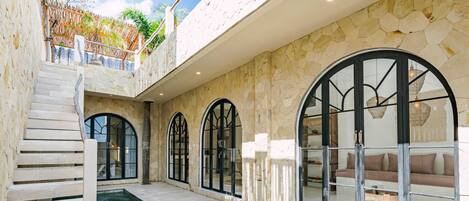 Basic Villa | Exterior